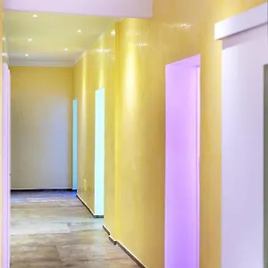  Pensión Eleroom Italia